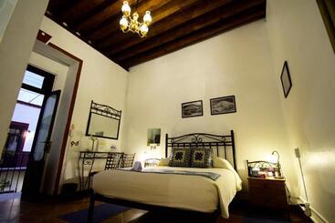 Quinta Alhóndiga Galindo Hotel Boutique