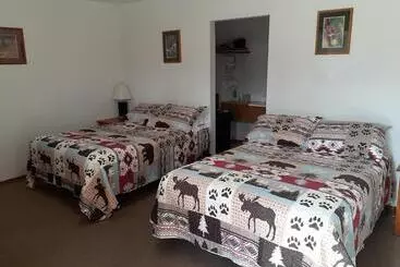 Hotelli White Moose Lodge