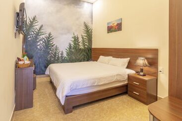 Szálloda Huyền 179