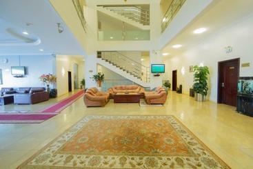 酒店 The New Address