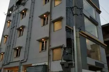 تختخواب و صبحانه Samsan Residentia