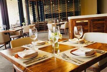 هتل Viñedos San Francisco