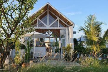 Meet Boutique Resort