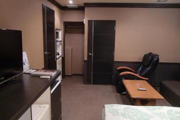 בית מלון כפרי Golf Atsugi