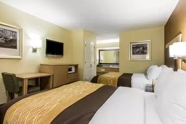 Отель Comfort Inn Boardwalk