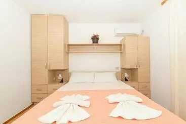 پانسیون Hana Accommodation
