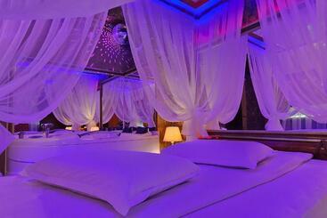 ホテル Boutique Mikaela