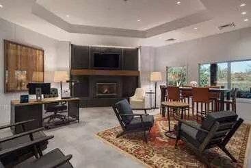 ホテル Hilton Boston/ Woburn