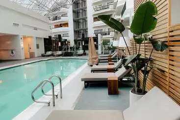 호텔 Hilton Boston/ Woburn