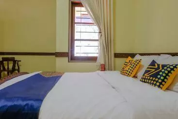هتل Spot On 1767 Villa Anggur Panderman