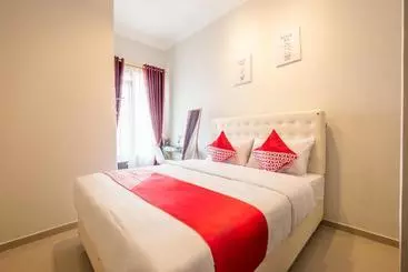 Hotel Oyo 1504 Alana Gardenia Syariah