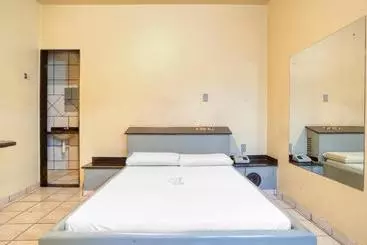 هتل Dom José