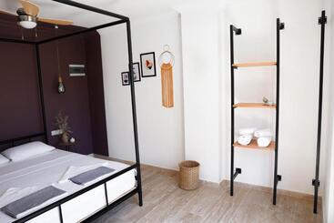 מלון דירות Sea Garden