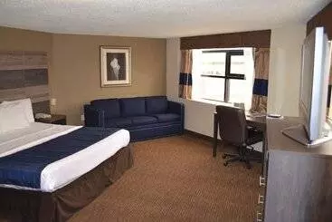 בית מלון כפרי Baymont By Wyndham Downtown Detroit