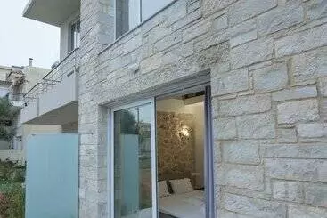 ペンション Michalianna Suites