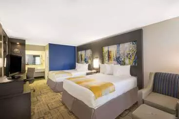 فندق Days Inn By Wyndham Asheville Downtown North
