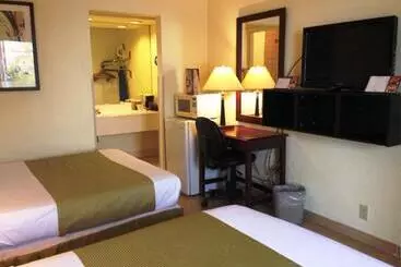 هتل Days Inn By Wyndham Irving Grapevine Dfw Airport North