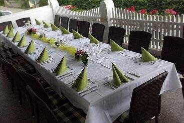 ホテル Zum Weissen Mohren