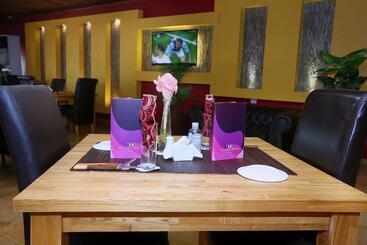 בית מלון כפרי The Cape