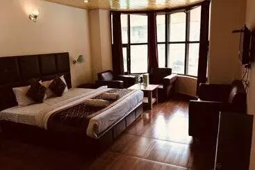 Hotel Hadimba Regency, Manali