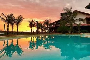 Retkeilymaja Oceanica 1000 Beachfront Suites