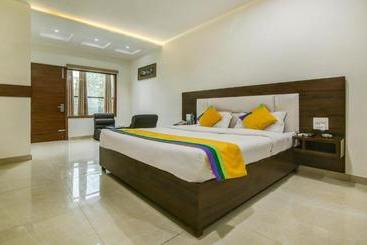 Hotel Treebo Trip Aditya & Kings