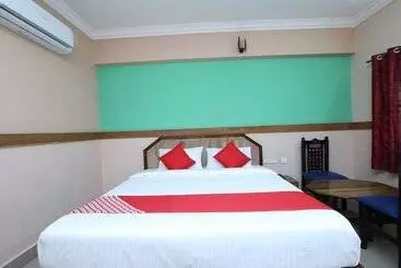 Hotelli Sanman Regency By Oyo Rooms
