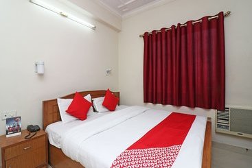 فندق Shiva By Oyo Rooms