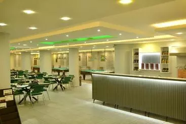 Pi̇thana Otel