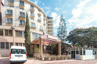 هتل Beer Garden Inn