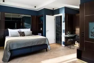 پانسیون Spinoza Suites