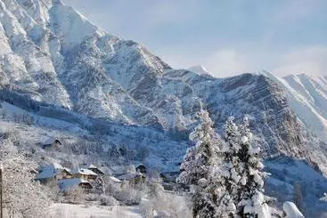 Hotelli Hostel Neige Et Soleil