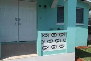 تختخواب و صبحانه Hillside Breeze