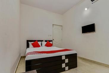 Hotell Oyo Flagship 45502 Sree Banashankari Guest House 2