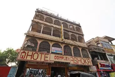 Spot On 42954 Hotel Ashoka 2
