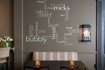 ホテル Ethan Allen