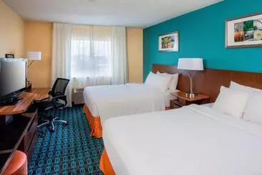 ホテル Fairfield Inn & Suites Peru