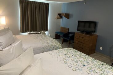 בית מלון כפרי Hometowne Studios By Red Roof East Lansing   Okemos