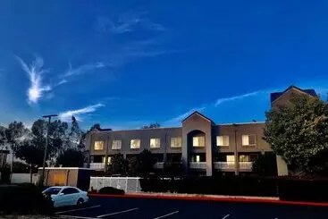 Surestay Hotel By Best Western Ontario Airport