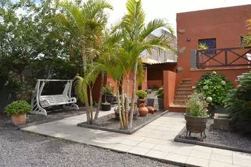 ツーリストアパートメント Finca Los Castaños
