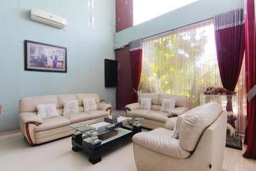 Pension Cornel Homestay