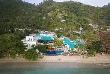 Hotel Weekends El Nido Beach Resort