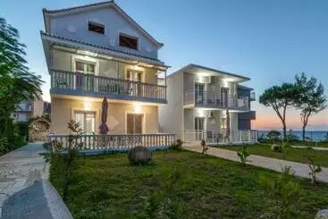 آپارتمان‌های توریست‌ها Villa Antonis Deluxe Apartments