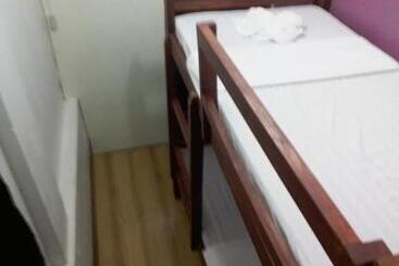 فندق صغير Escolta's Homey Lodge