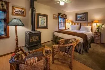 ホテル Franciscan Lodge