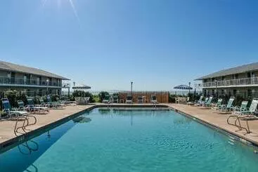 ホテル Friendship Oceanfront Suites