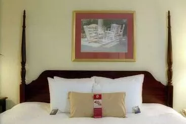 Отель Hampton Inn Beaufort