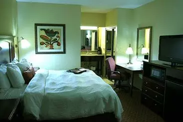 酒店 Baymont Inn & Suites By Wyndham The Woodlands