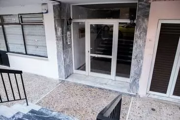 آپارتمان‌های توریست‌ها Best House, Anakreontos, Perivolaki, Nikaia, P..