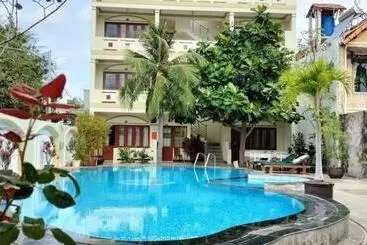 Hotel Hai Yen Family